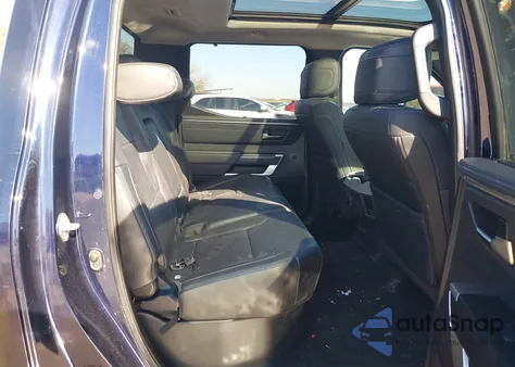 2023 Toyota Tundra Platinum из США, поврежденный, VIN 5TFNA5EC4PX014083